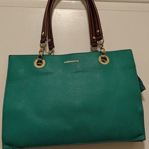 Beautiful emerald green London Fog handbag